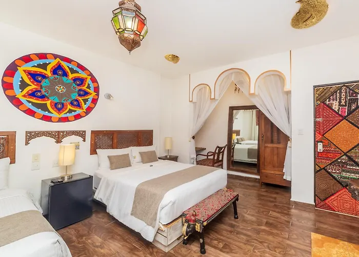 Hotel Casa Anzures 4*