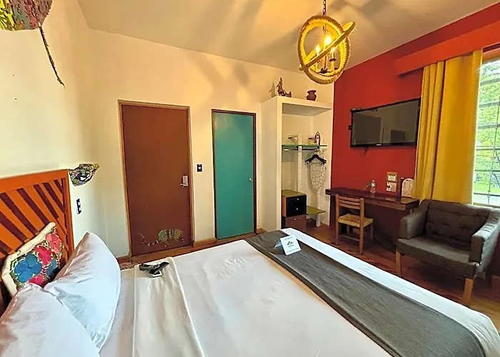 Casa Anzures Hotel